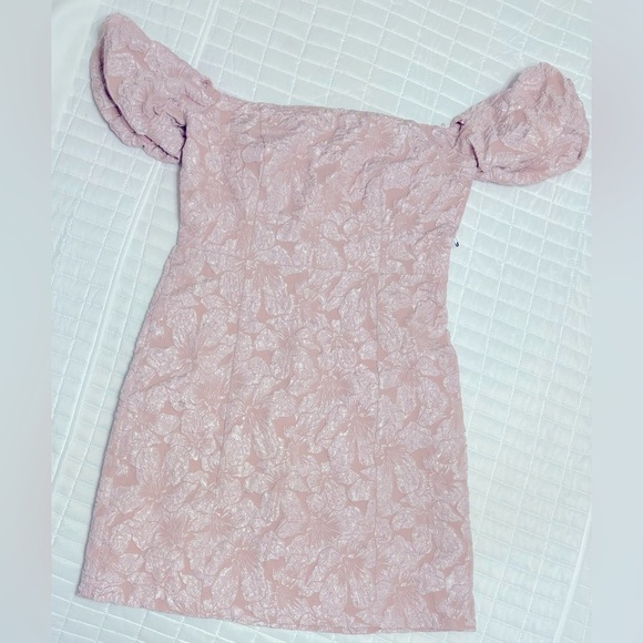 NEW ASTR THE LABEL- JACQUARD mini dress - Picture 5 of 11